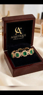 Emerald Gold Vintage karra Bracelet