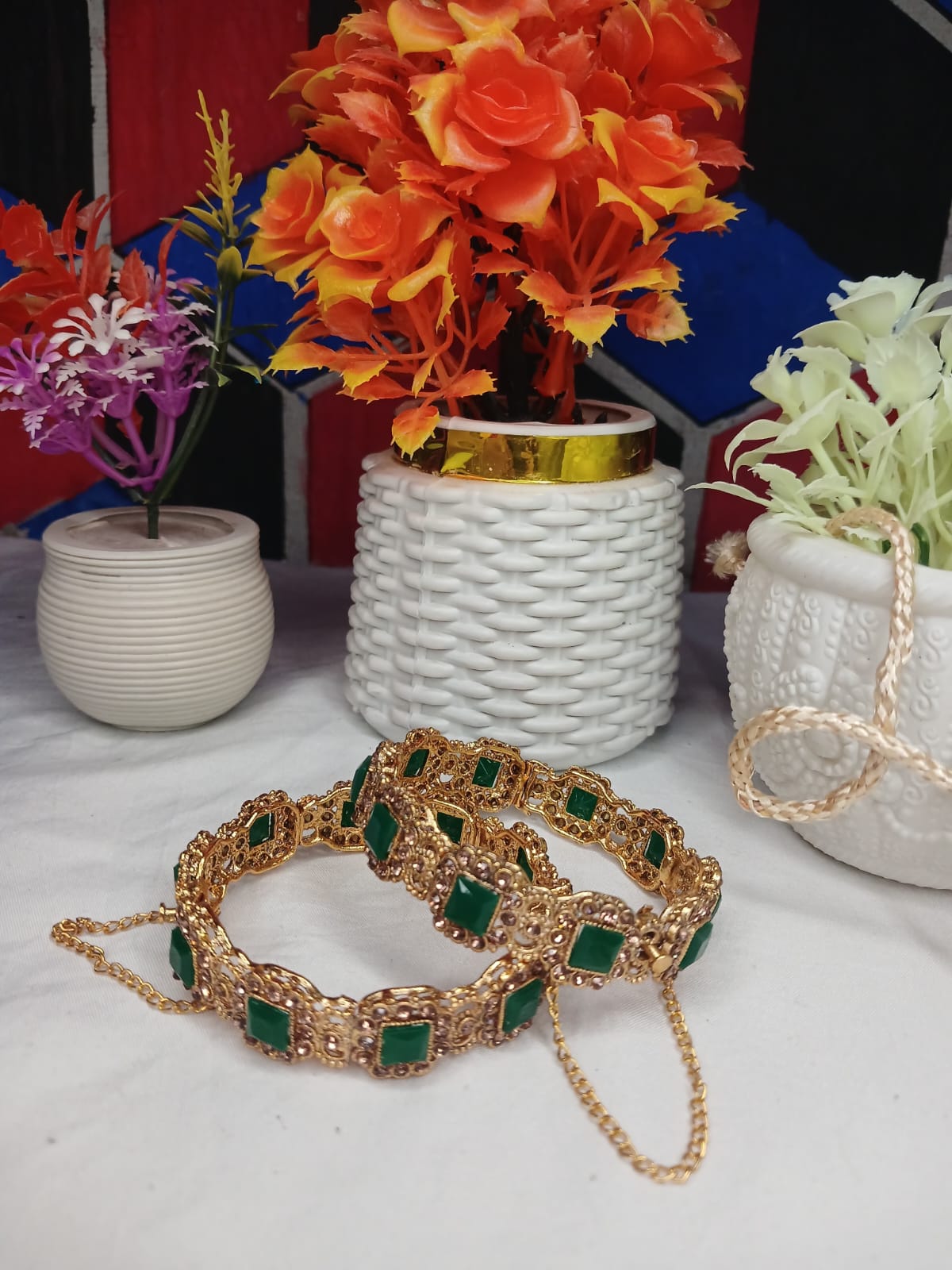 Emerald Gold Vintage karra Bracelet
